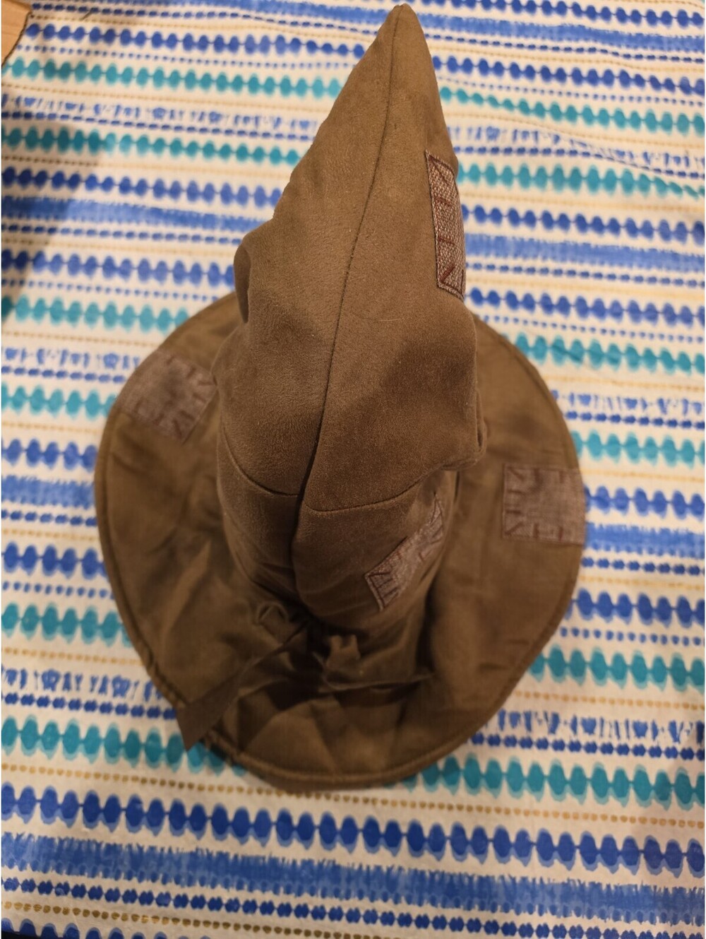 Harry Potter Wizarding World Warner Bros Magic Brown Sorting Hat Animatronic